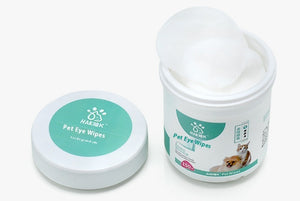 Wet wipes for pets